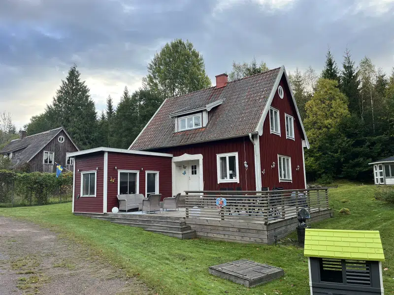 Villa, 90 m² i Kinnared