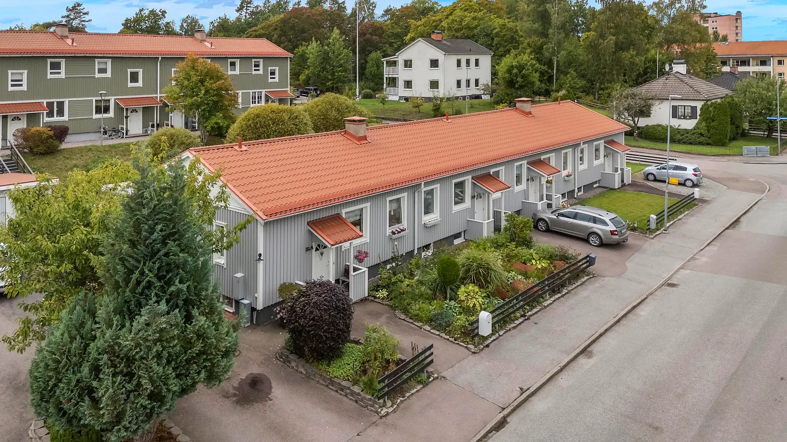 Bild 1 av 21 på Hagavägen