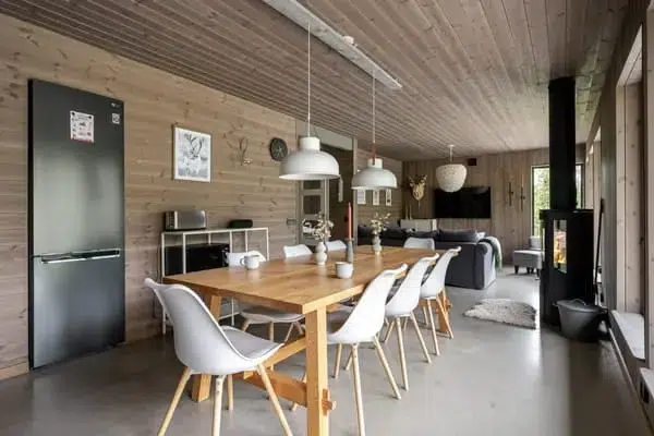 Holiday home, 6 rooms, 106 m² in Storhogna