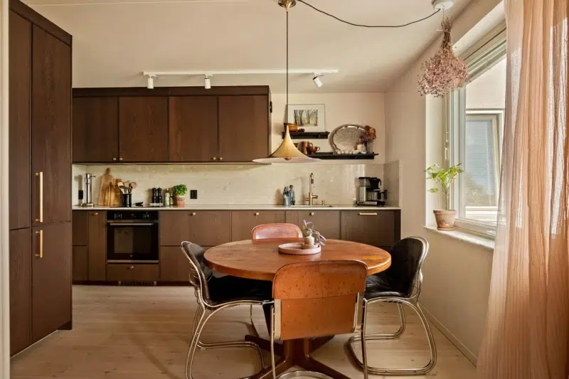 Apartment, 5 rooms, 93 m² in Gubbängen