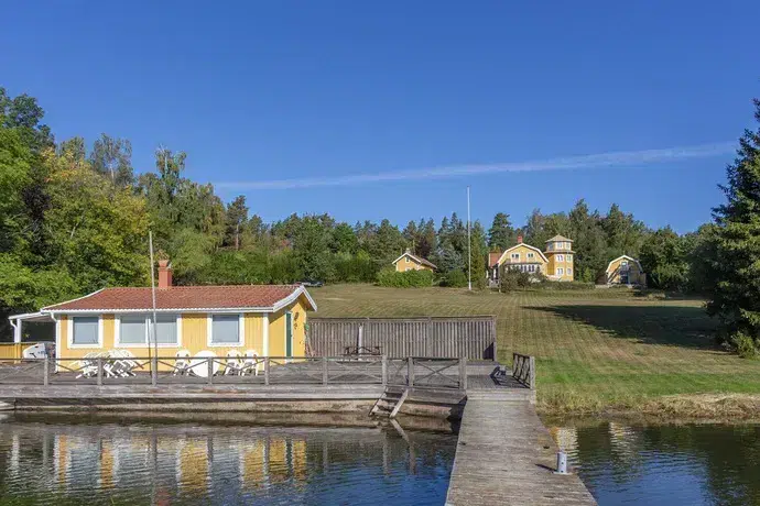 Fritidshus, 8 rum, 232 m² i Bergshamra