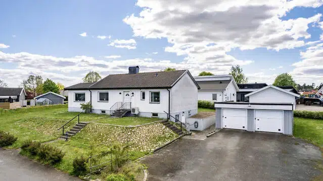 House, 4 rooms, 121 m² in Kristianstad