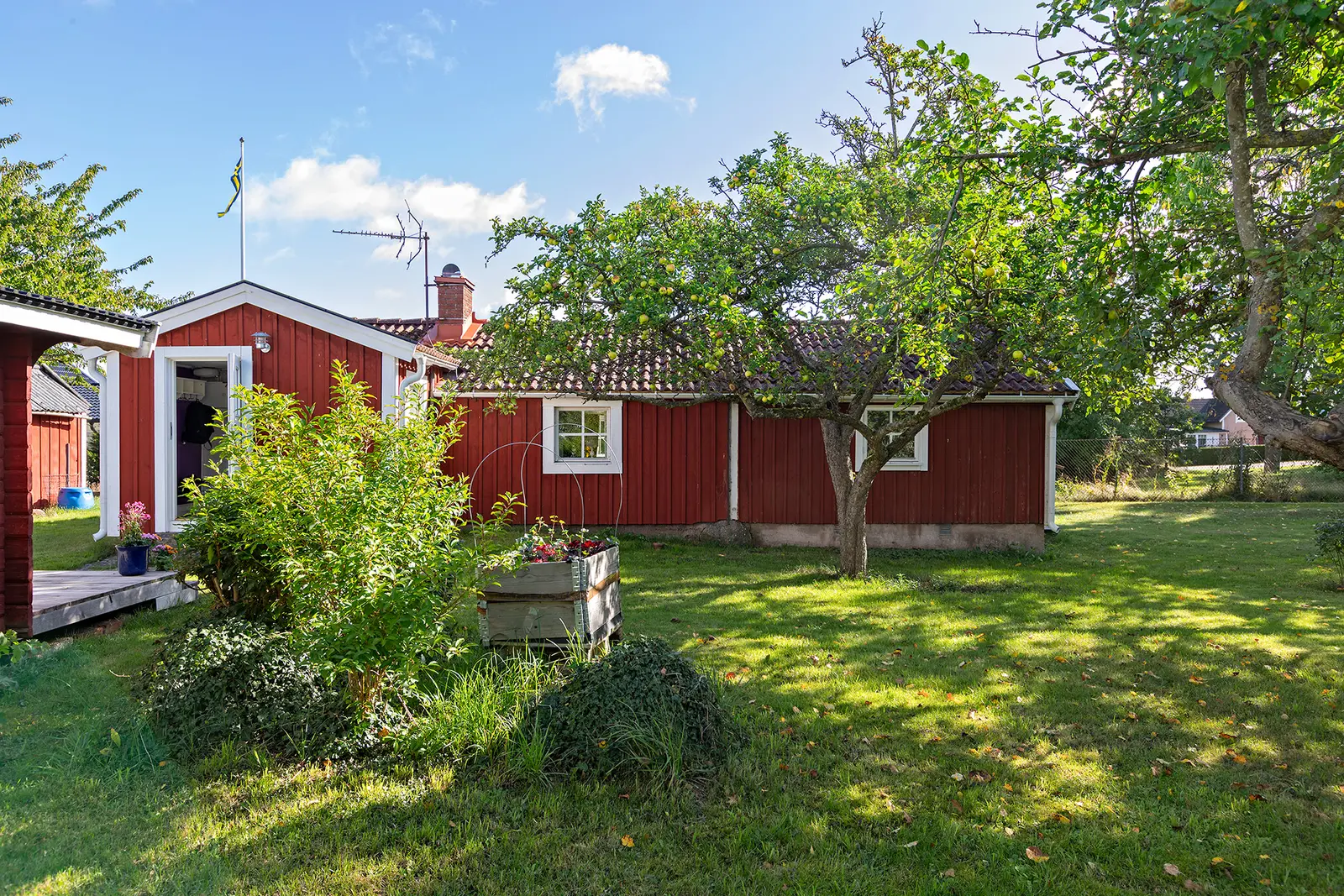 Image 1 of 22 of Gummebovägen 6