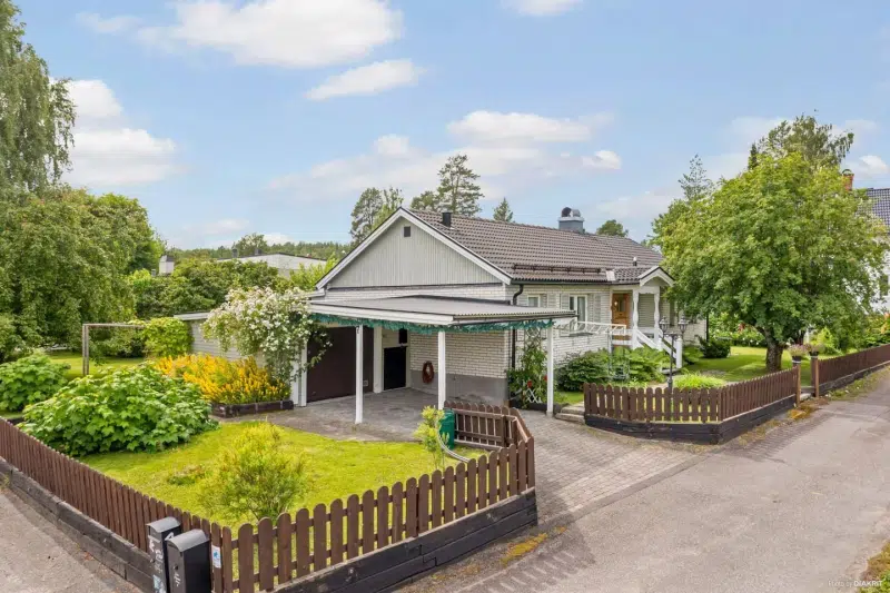 House, 4 rooms, 103 m² in Bollnäs