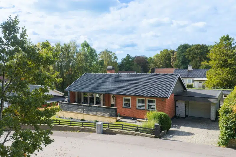 House, 4 rooms, 96 m² in Olofström