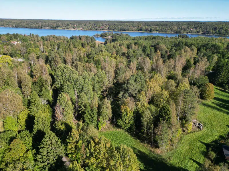 Tomt / mark i Väddöviken