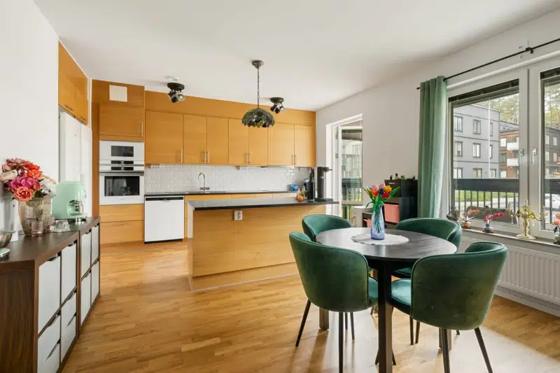 Lägenhet, 4 rum, 100 m² i Haninge