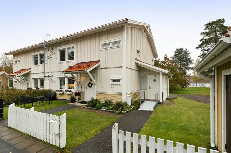Lägenhet, 2 rum, 77 m² i Umeå