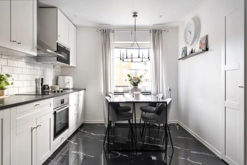 Apartment, 2 rooms, 63 m²