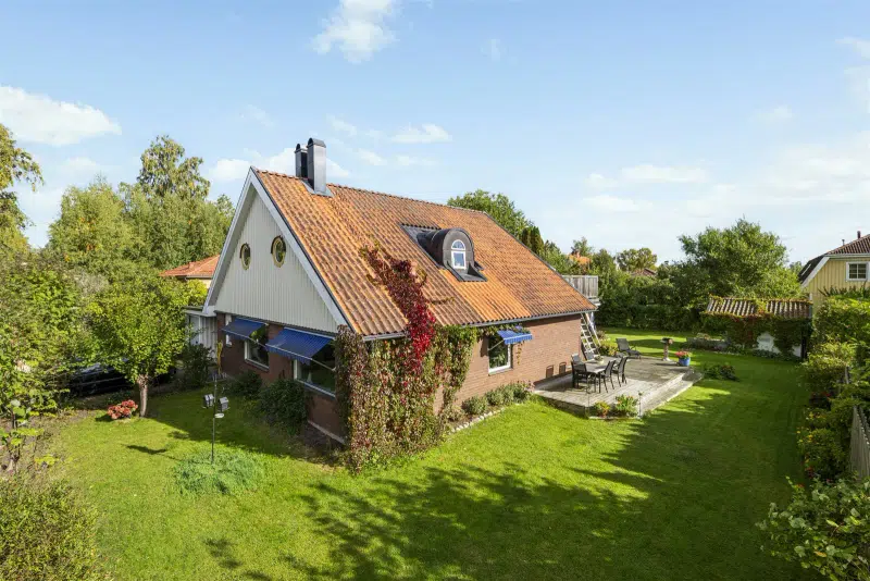House, 6 rooms, 140 m² in Uppsala