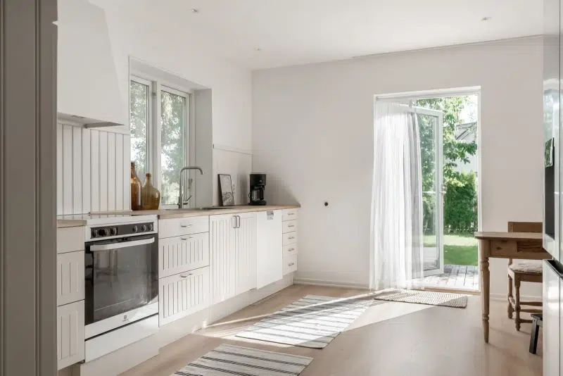 House, 3 rooms, 92 m² in Tomelilla