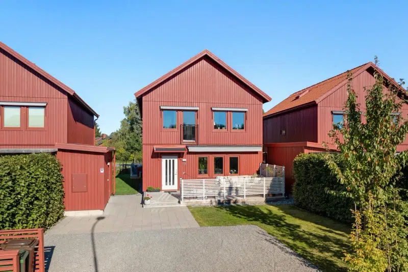 Lägenhet, 2 rum, 139 m² i Åkersberg