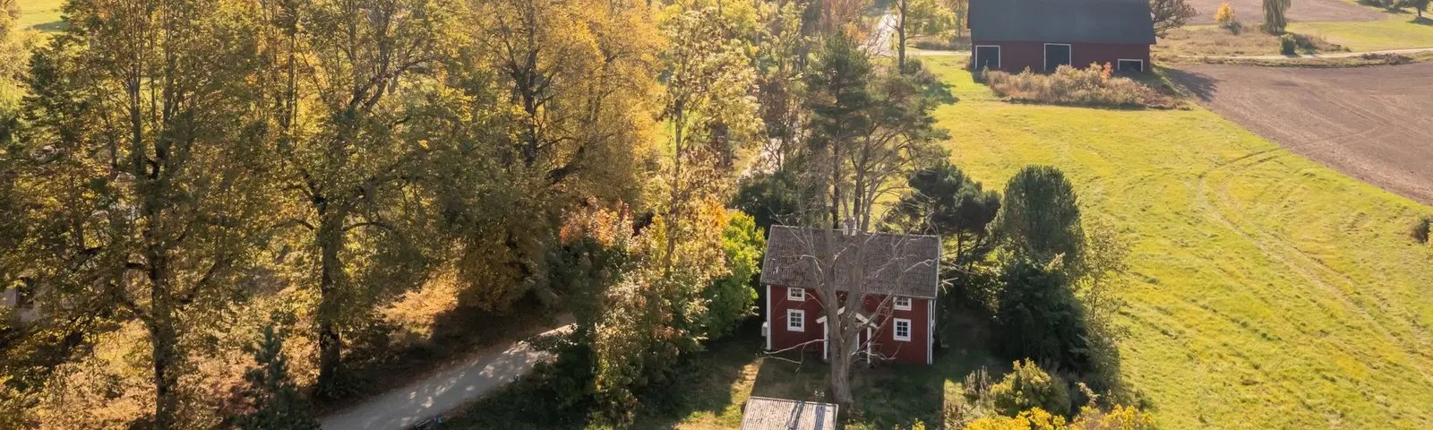 Bild 1 av 37 på Kärsta 306