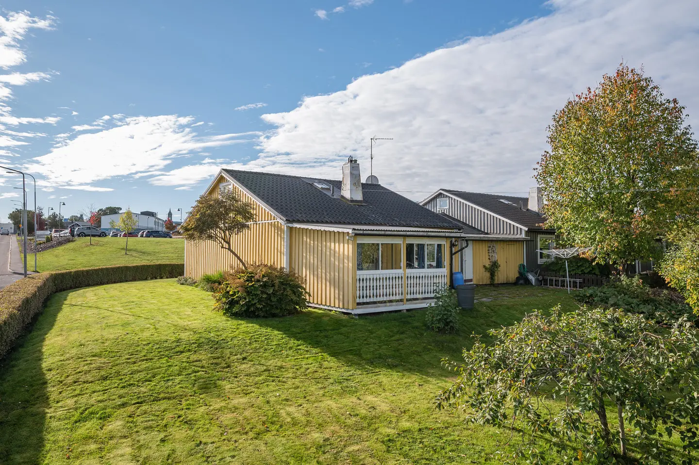 Bild 1 av 40 på Vintergatan 23