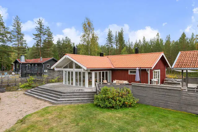 Bild 1 av 41 på Hedstigen 7