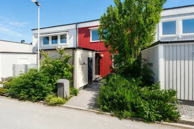 Image 1 of 29 of Glimmerstigen 23