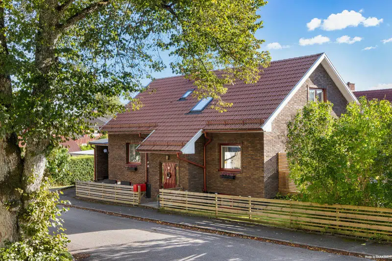 Villa, 7 rum, 116 m² i Falköping