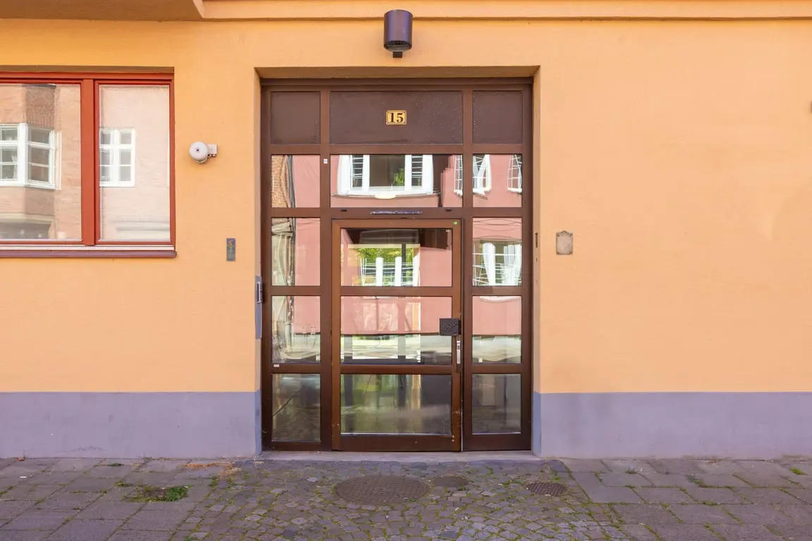 Bild 1 av 5 på Vårgatan 15