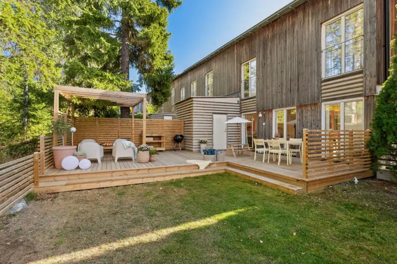 Par-/radhus, 4 rum, 115 m² i Järfälla