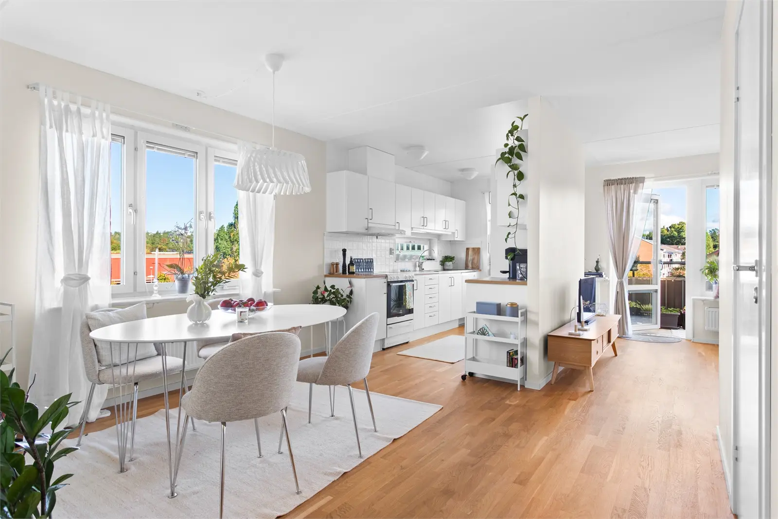 Bild 1 av 19 på Munkhättevägen 29B