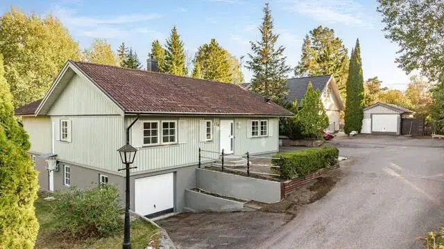 House, 5 rooms, 116 m² in Skogstorp