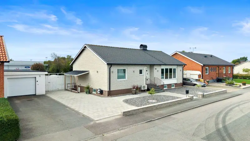 House, 3 rooms, 104 m² in Hässleholm