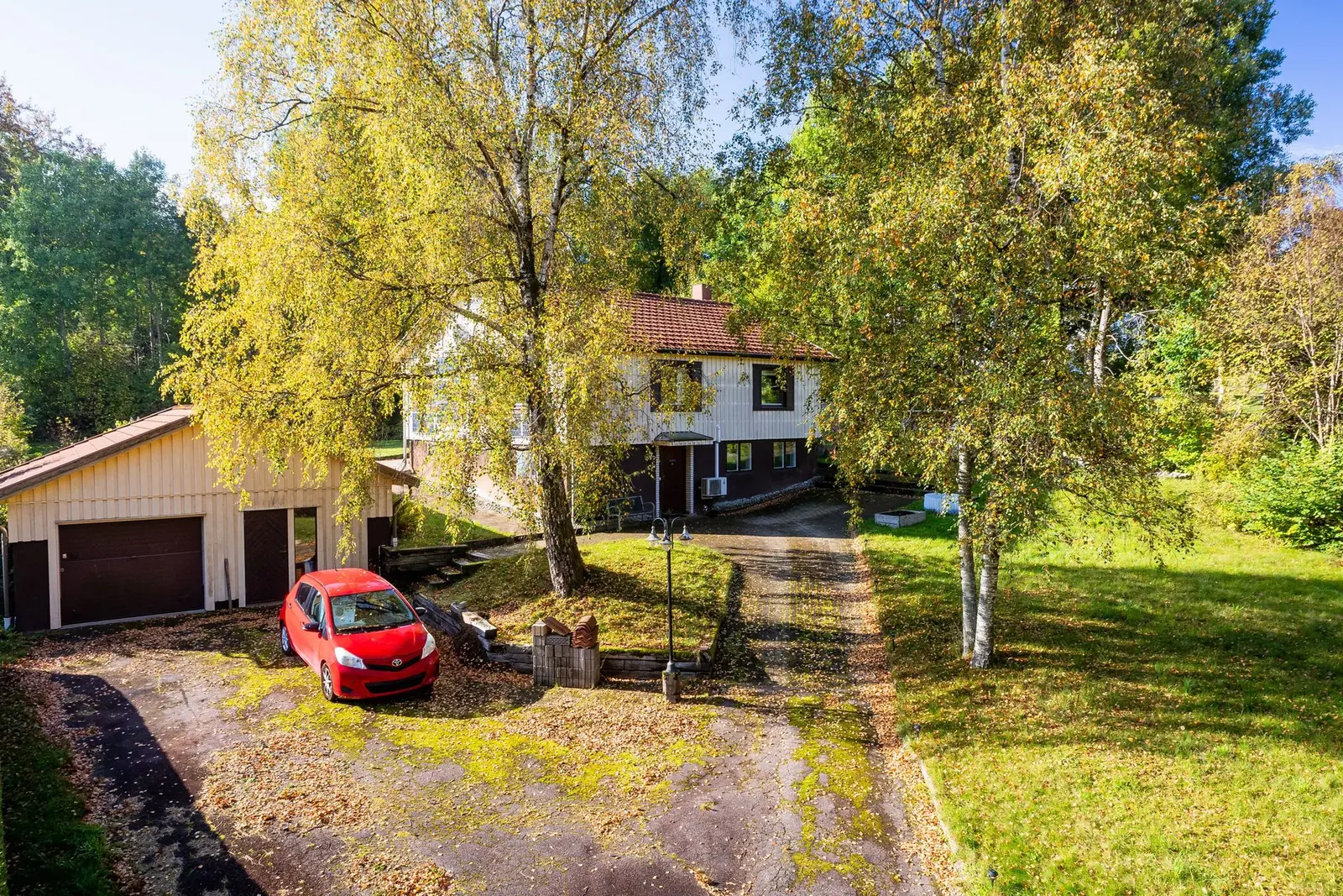 Bild 1 av 1 på Agntjärnsvägen 7B