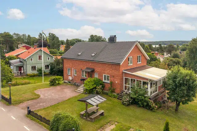 Villa, 6 rum, 177 m² i Skattkärr
