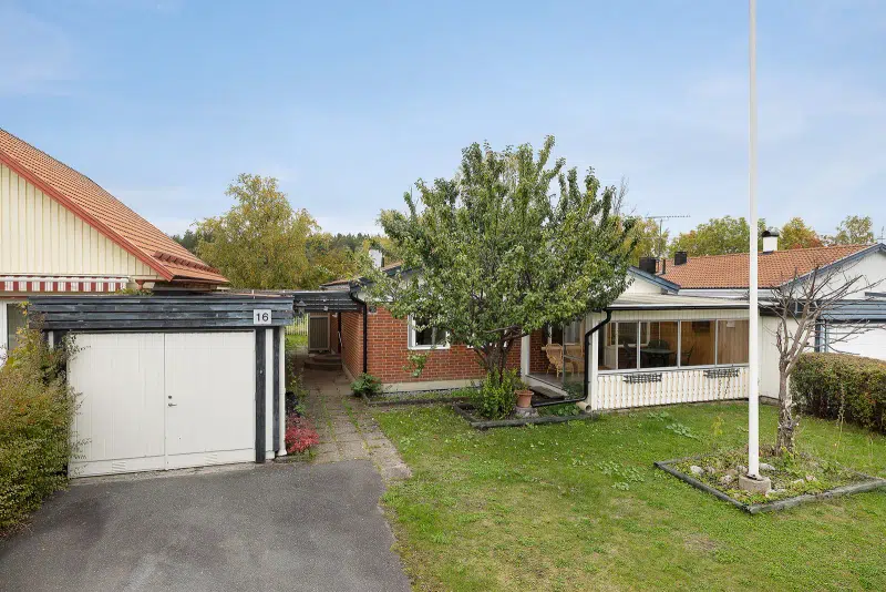 Semi-detached/terraced, 4 rooms, 110 m² in Märsta