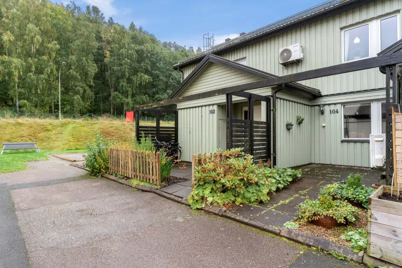 Lägenhet, 2 rum, 75 m² i Vargön