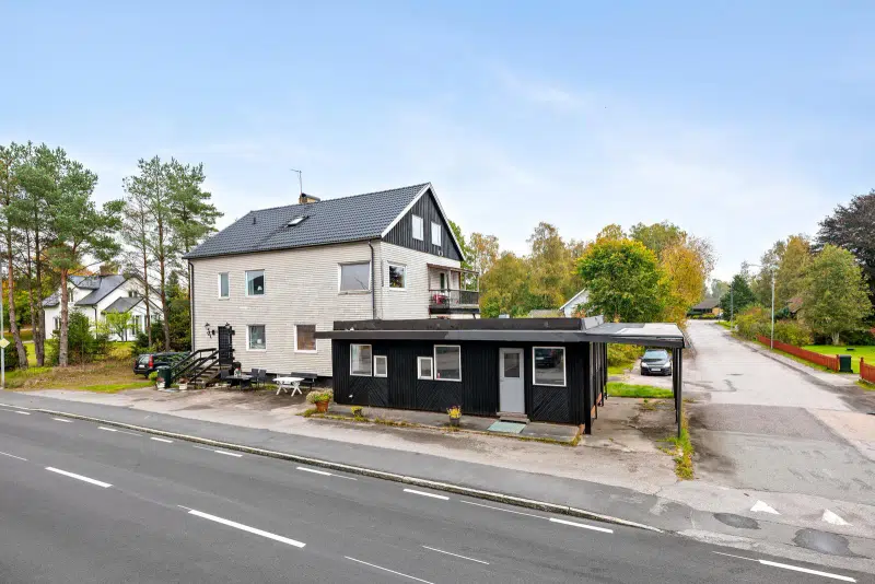 Villa, 6 rum, 300 m² i Lidhult