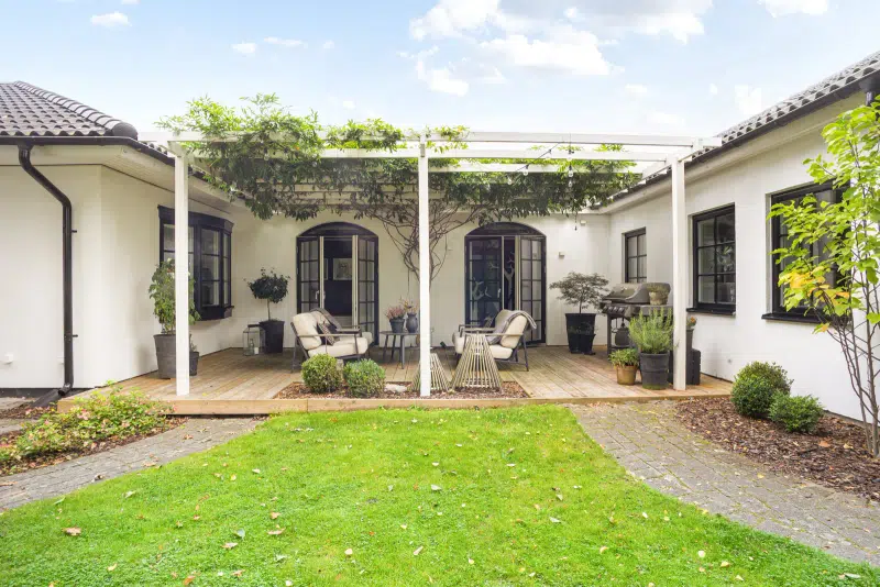 Villa, 5 rum, 230 m²