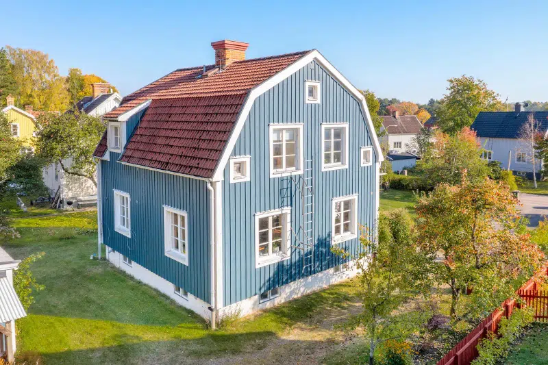 House, 11 rooms, 122 m² in Nävekvarn