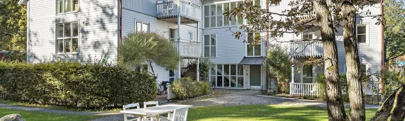 De la Gardies väg 3