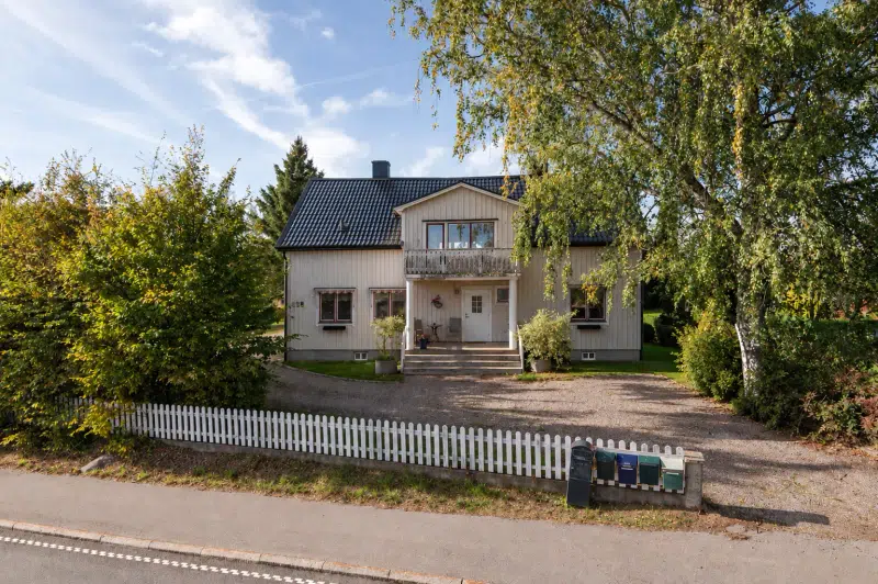 House, 8 rooms, 180 m²