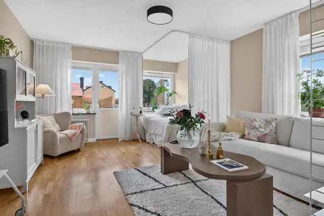 Lägenhet, 2 rum, 54 m² i Norrmalm