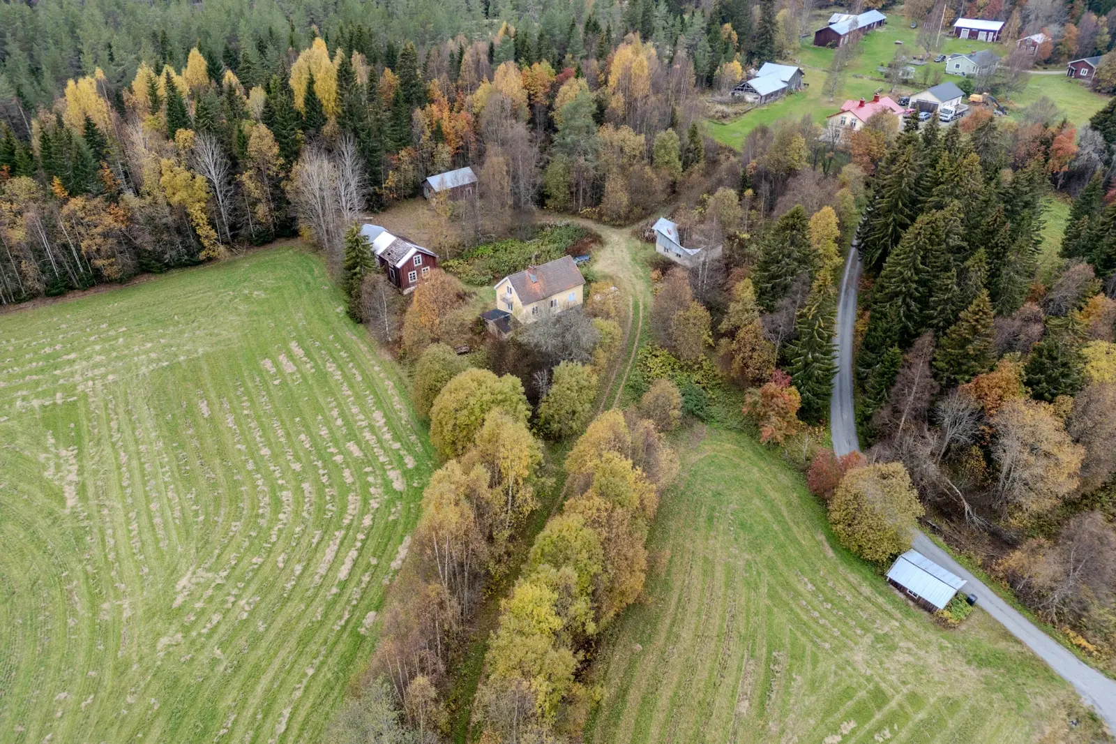 Bild 1 av 16 på Broänge 43
