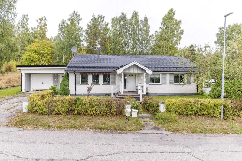 House, 4 rooms, 110 m² in Smedjebacken