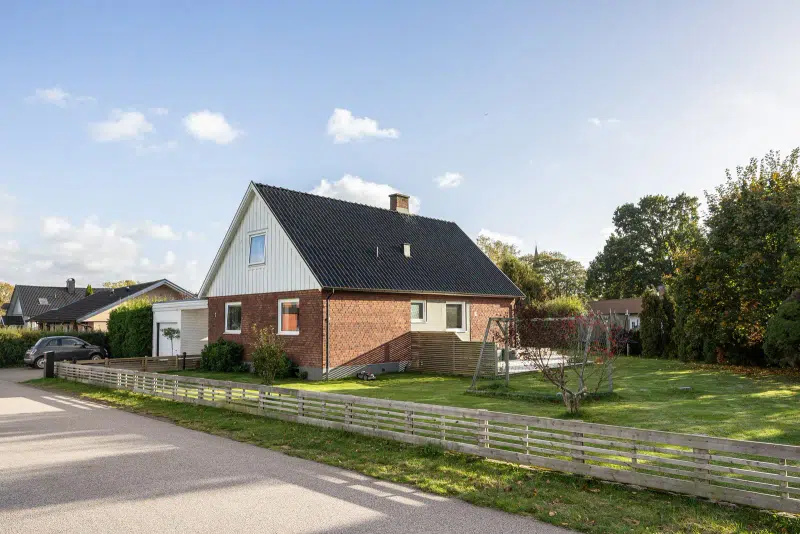 House, 6 rooms, 140 m² in Snöstorp