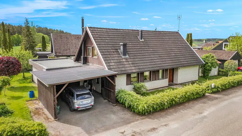 House, 6 rooms, 145 m² in Kolbäck