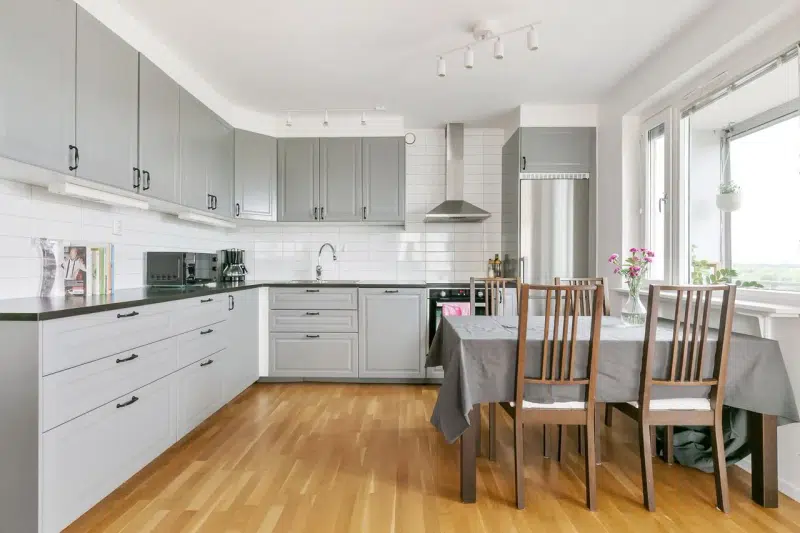 Lägenhet, 5 rum, 101 m² i Stockholm