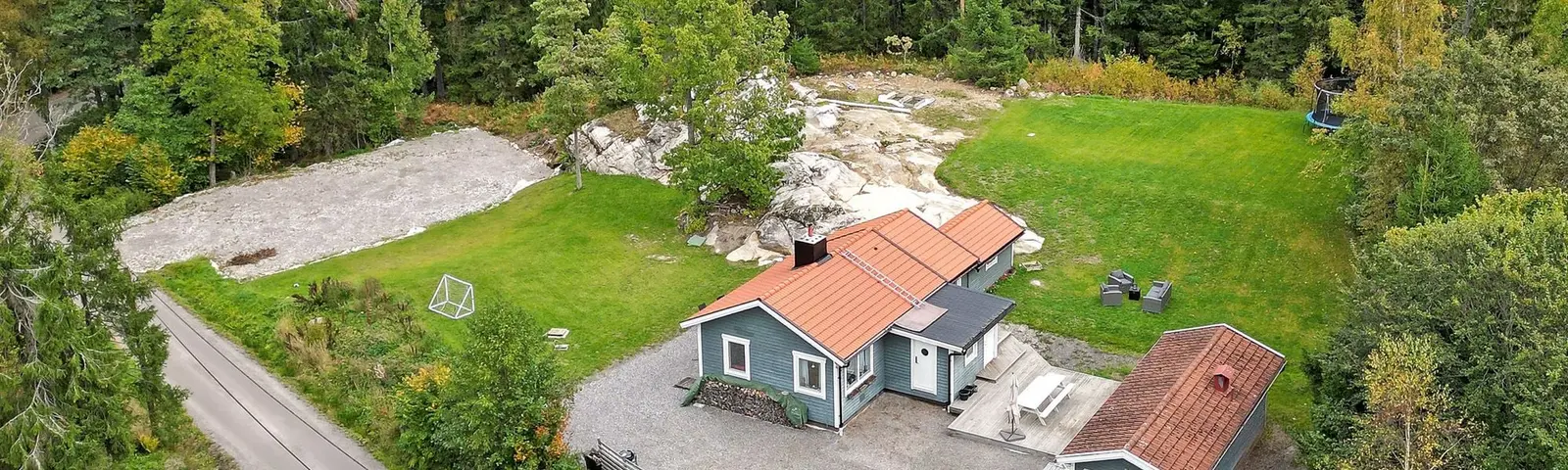 Bild 1 av 21 på Väländavägen 1