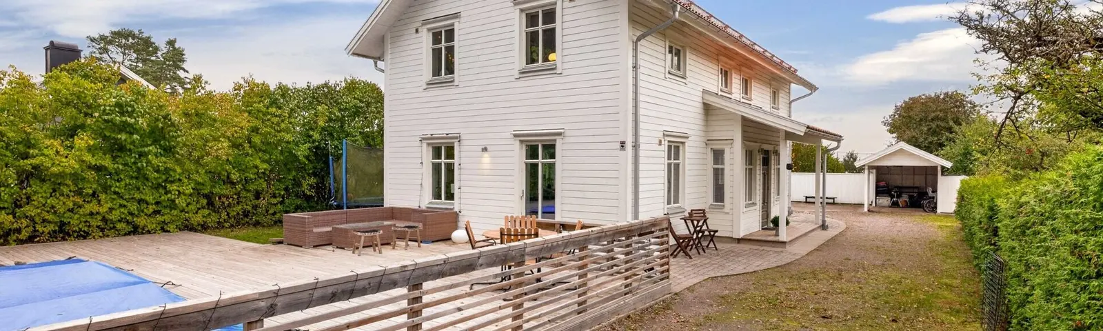 Bild 1 av 41 på Nordanåsvägen 11
