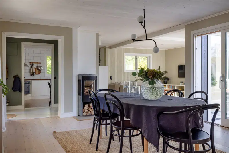 House, 5 rooms, 124 m² in Frösakull