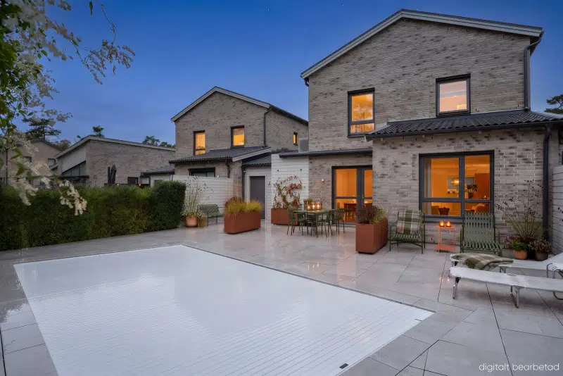 Semi-detached/terraced, 5 rooms, 136 m²