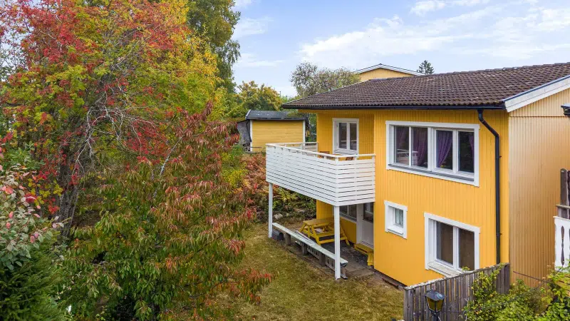 House, 5 rooms, 123 m² in Tumba