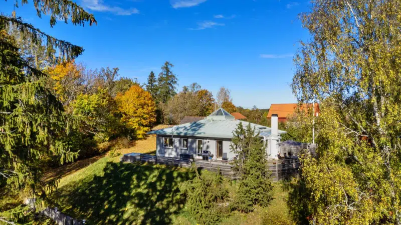 House, 4 rooms, 134 m² in Rö