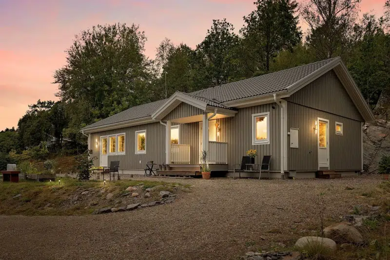 House, 4 rooms, 129 m² in Bokenäs