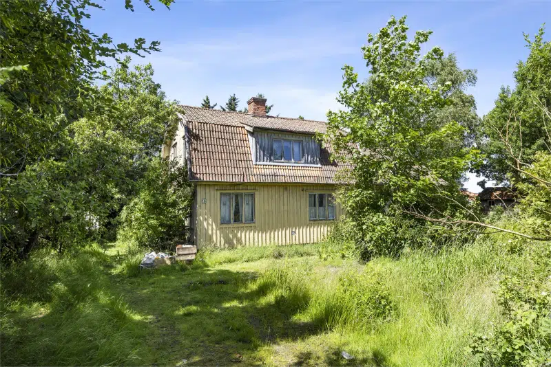 House, 8 rooms, 100 m² in Alvhem