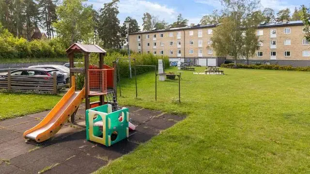 Apartment, 3 rooms, 70 m² in Uttran